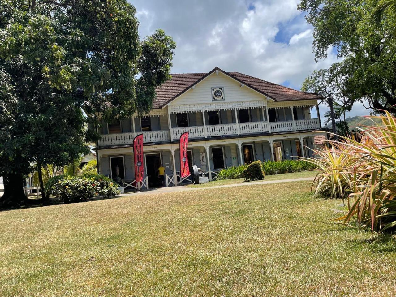 Le Voyageur Appartement Sainte-Marie Buitenkant foto